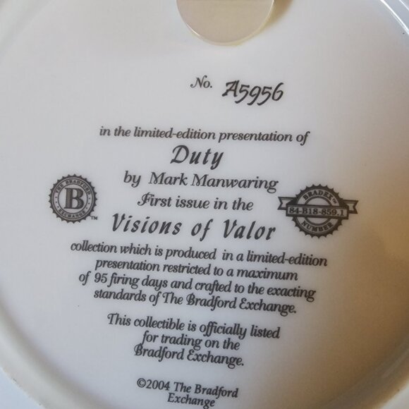 Bradford Exchange Mark Manwaring Visions Of Valor Series "Duty" Collector Plate - Picture 6 of 8